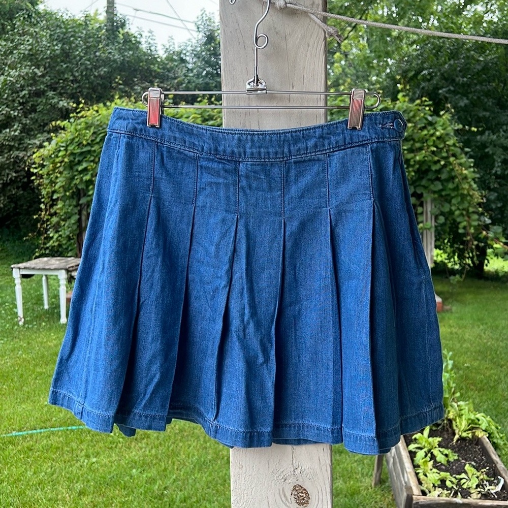 Pleated Denim (cotton blend) Skirt - Sz 8